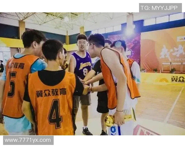 杭州篮球队运营全景解析:从管理模式到市场策略的深度剖析 杭州篮球队运营全景解析:从管理模式到市场策略的深度剖析